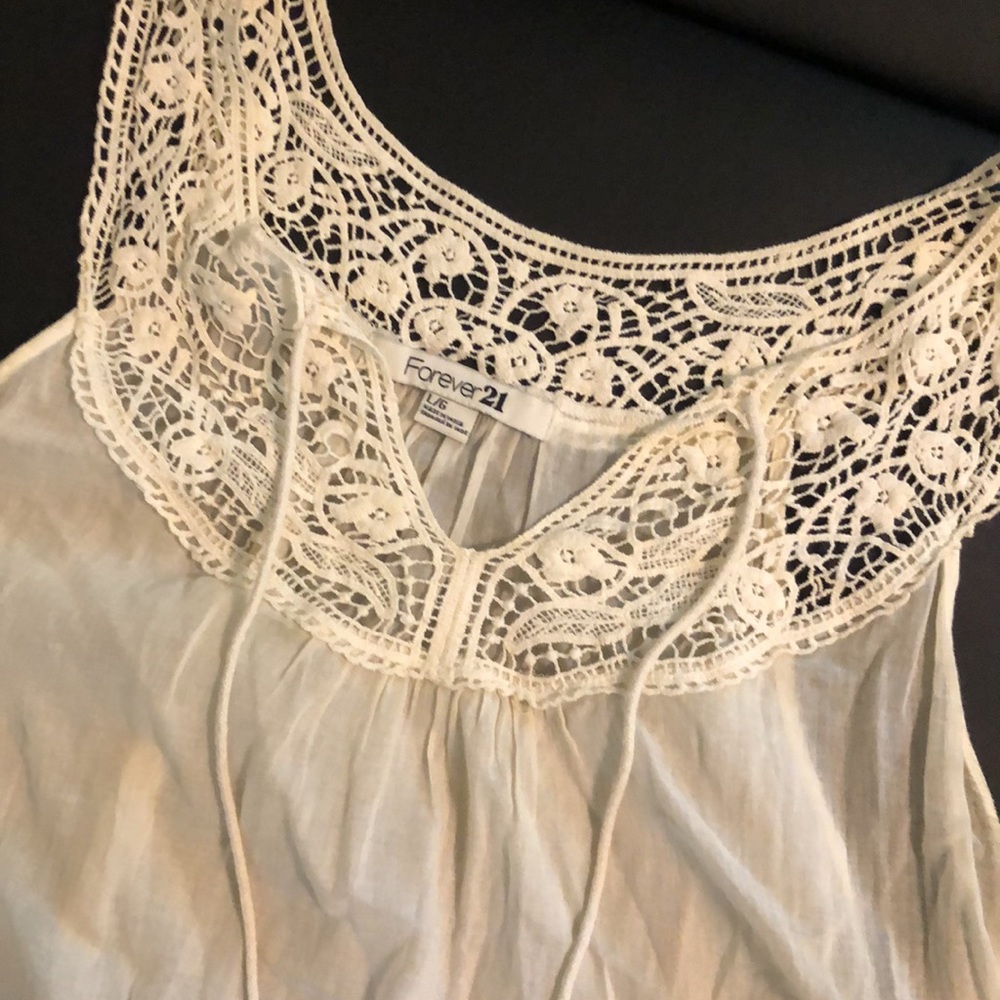 Forever 21 Lightweight Flowy Cotton Tank. Size L